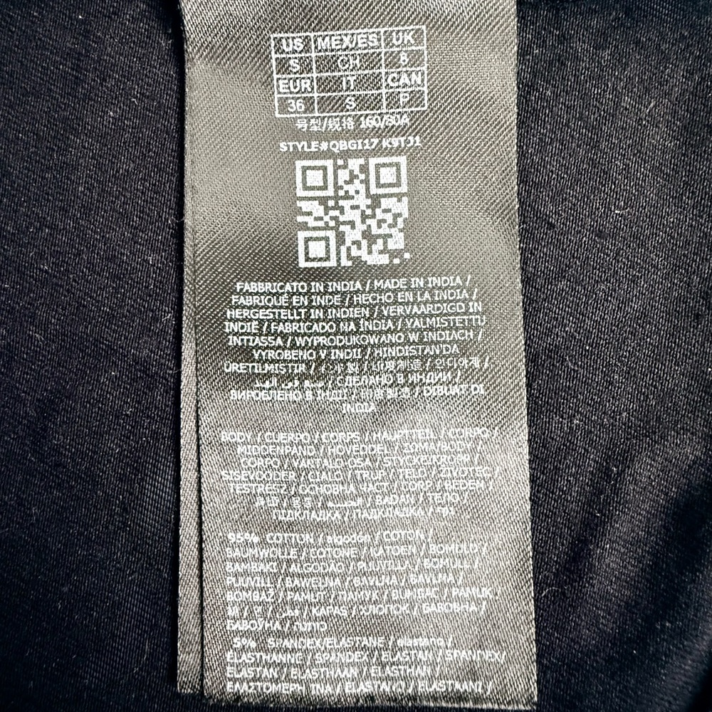 Guess Black Tropical Floral Graphic Tee - Picture 7 of 9